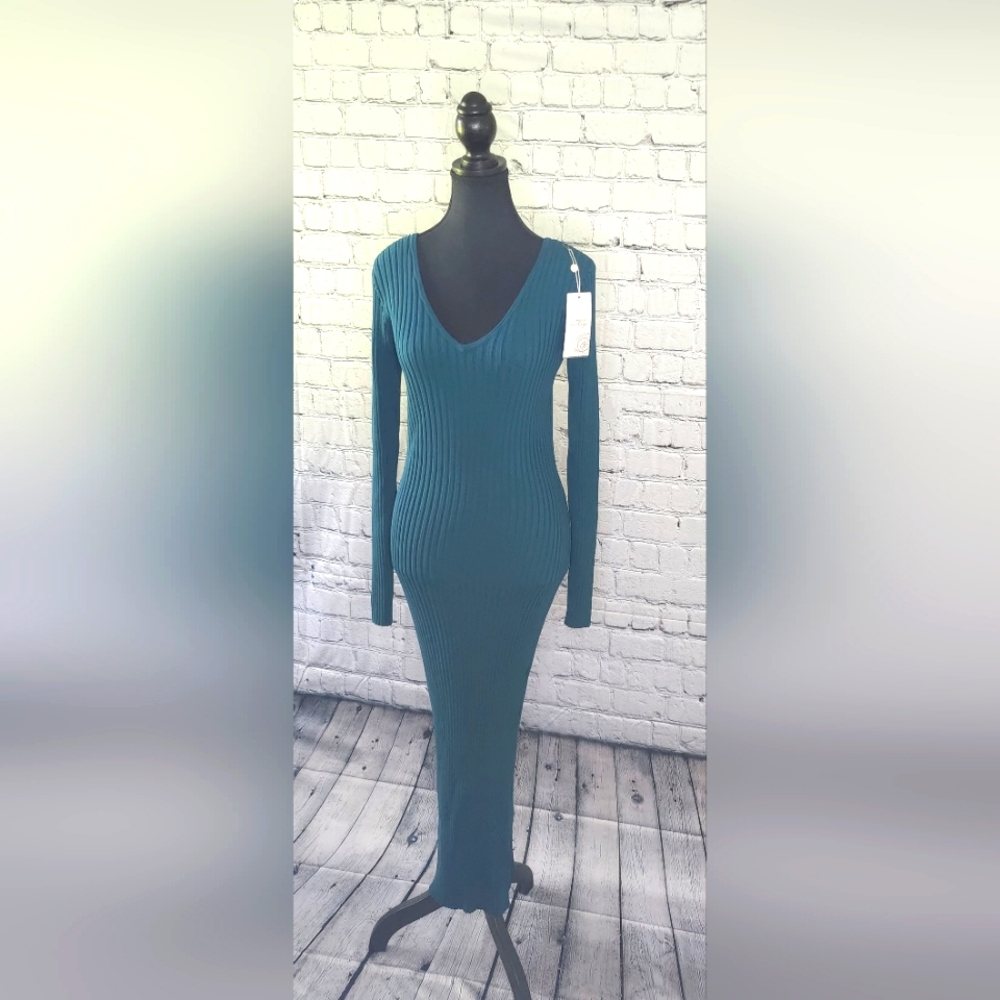 Vitality slinky sweater dress ✨️NWT✨️